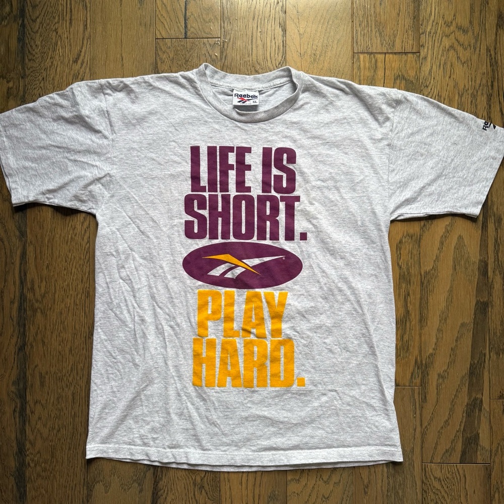 Vintage Reebok “Life Is Short. Play Hard.”  T-Shirt Gray Mens XL 90s